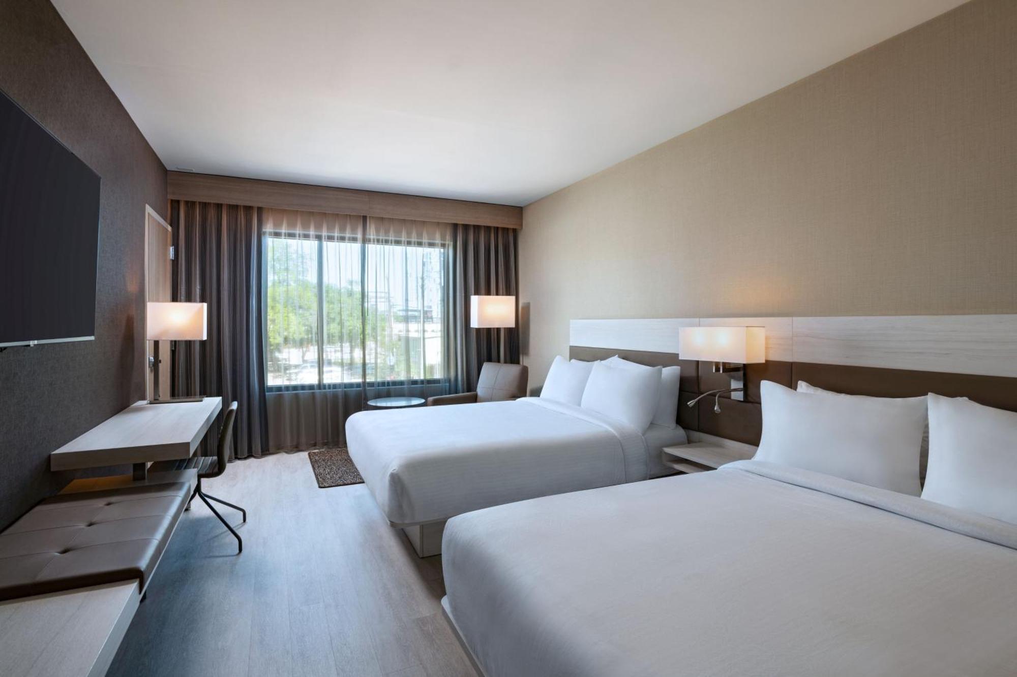 Ac Hotel By Marriott Waco Downtown Экстерьер фото
