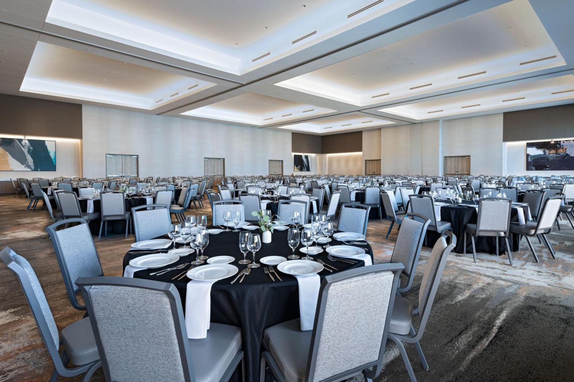 Ac Hotel By Marriott Waco Downtown Экстерьер фото